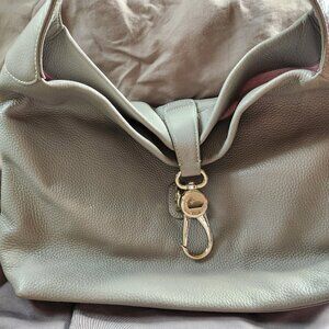 Dooney & Bourke